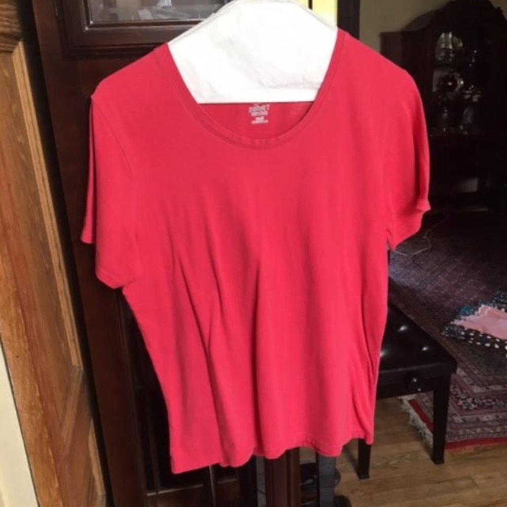Coral Fitted Tee